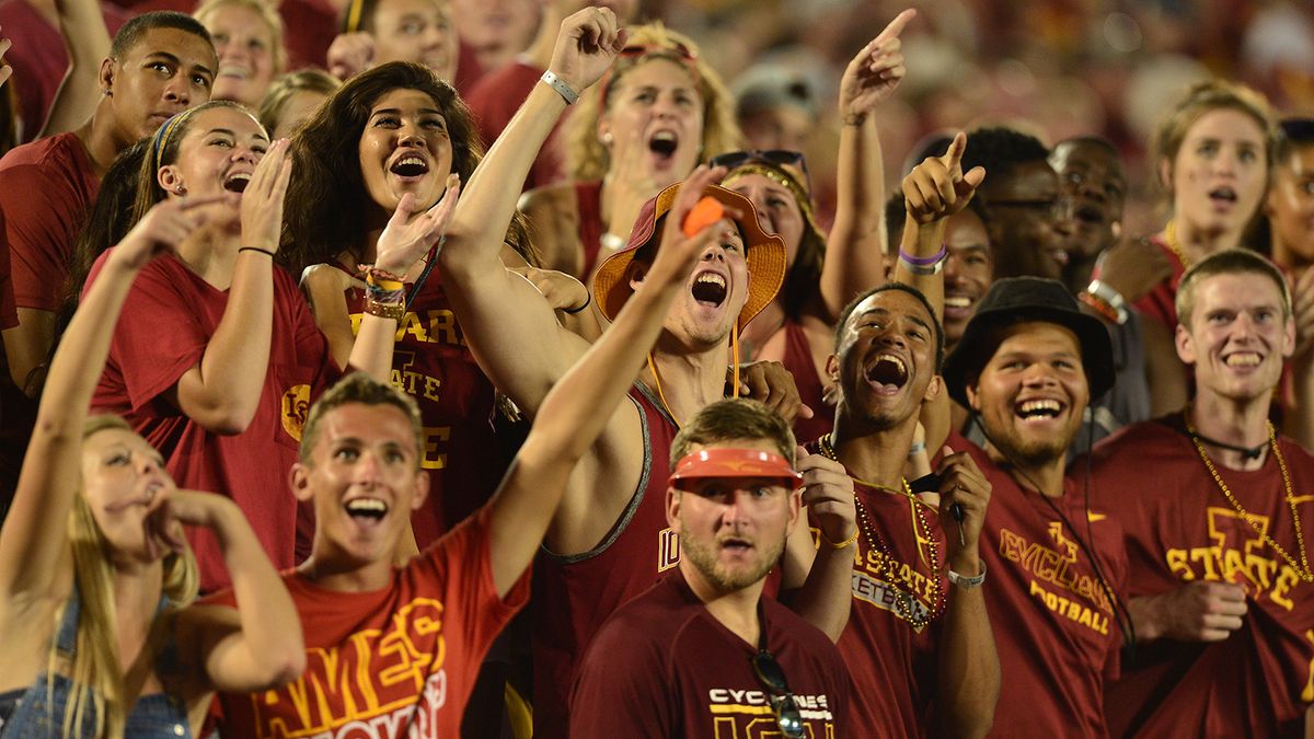 Parking Iowa Hawkeyes at Iowa State Cyclones Football