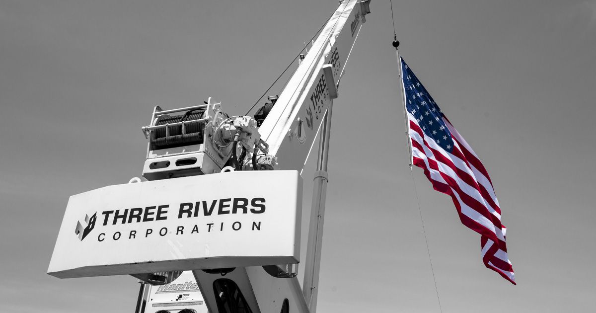 Garrison Flag at the Bay City St Patrick\u2019s Day Race