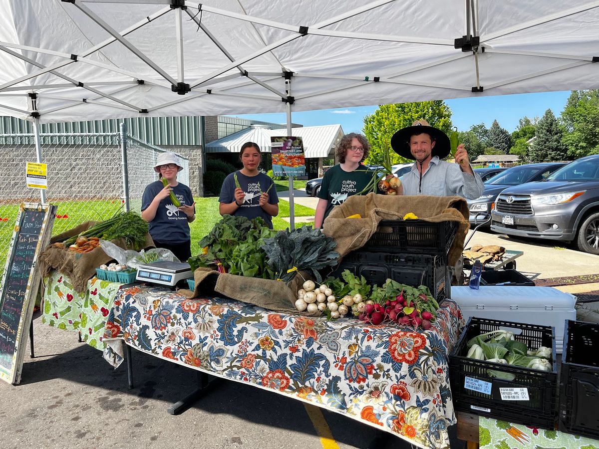 Longmont Farm Stand