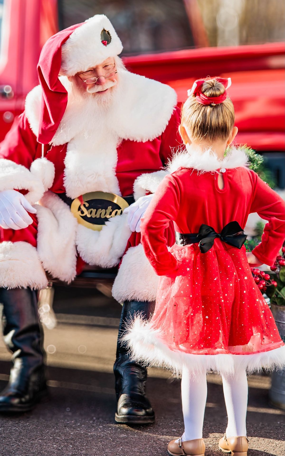 SANTA + COOKIE Decorating 