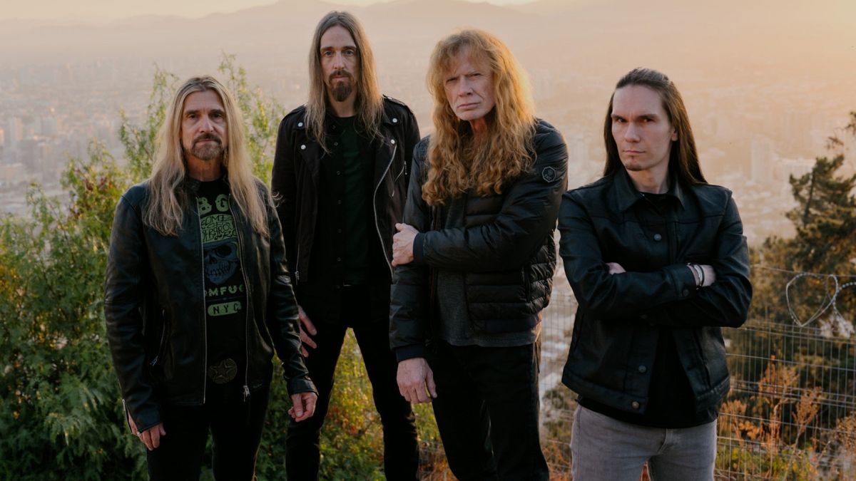 %100 Metal Sunar: Megadeth