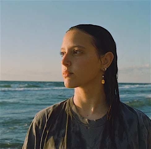 \u201cFacing the Sea\u201d \u2013 Photography & the Power of the Sea to Heal