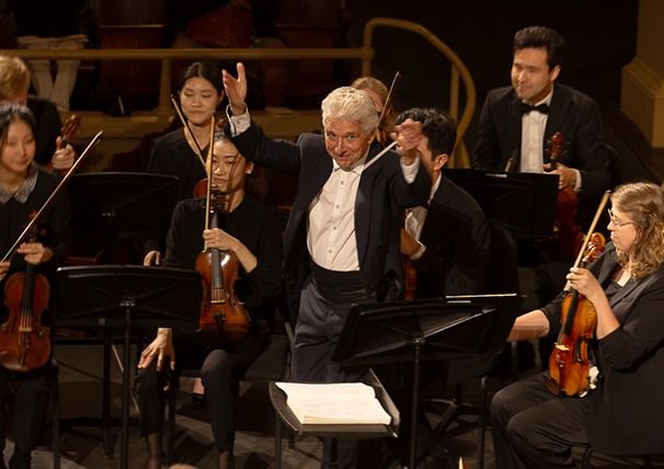 Philharmonia: Peter Oundjian, principal conductor