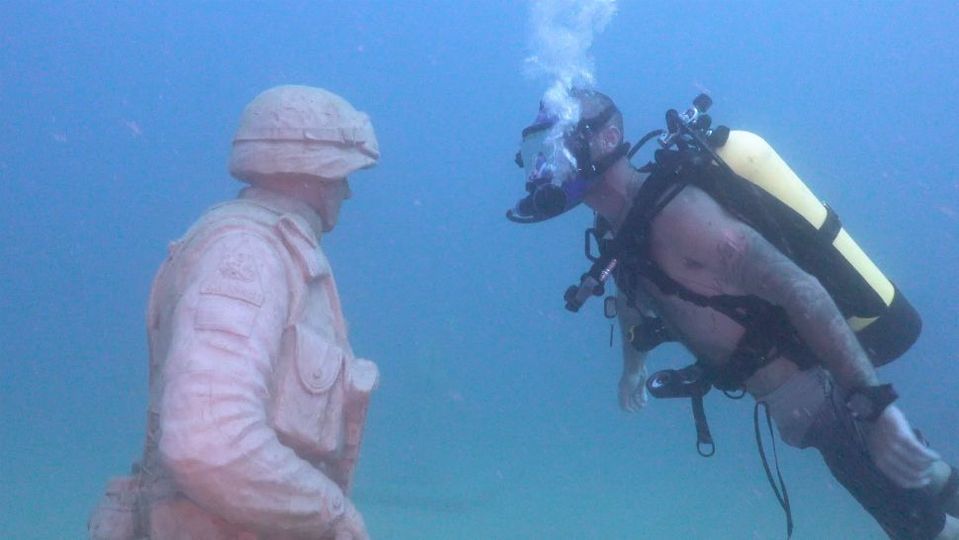 Labor Day Circle of Heroes\/Veteran's Reef Dive