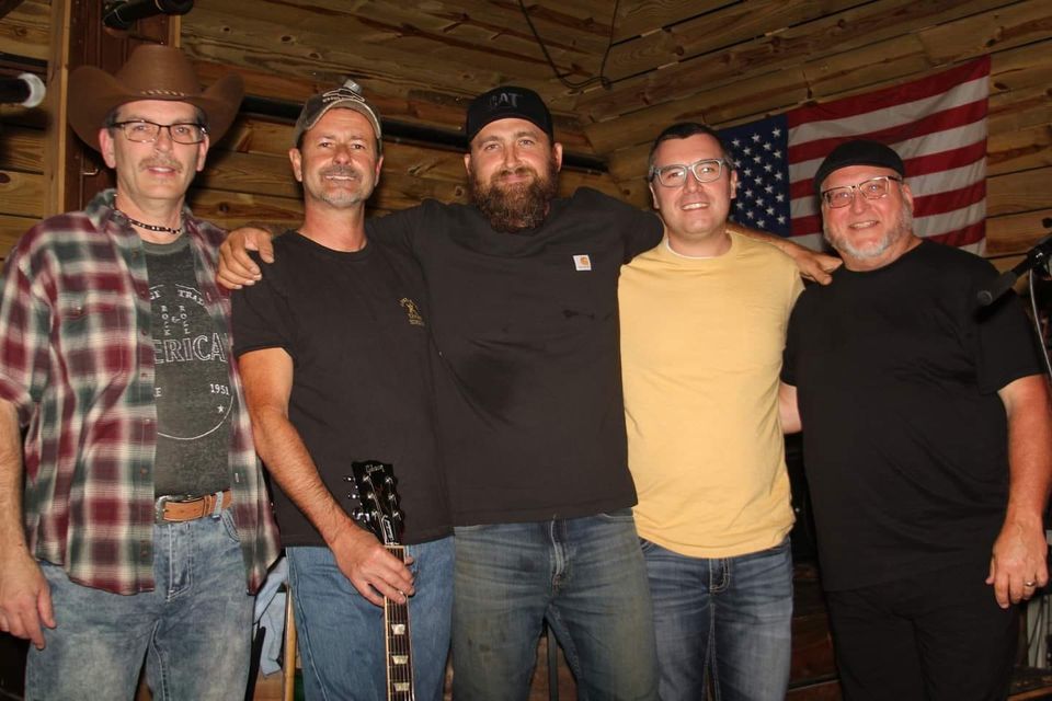 whiskey Ridge HorseShoes, Kentucky Grill and Horseshoes Saloon