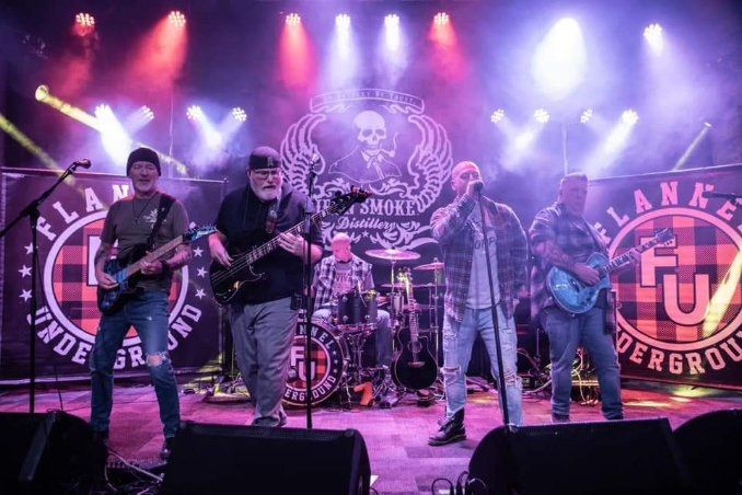 Flannel Underground 90\u2019s party at Iron Smoke Distillery