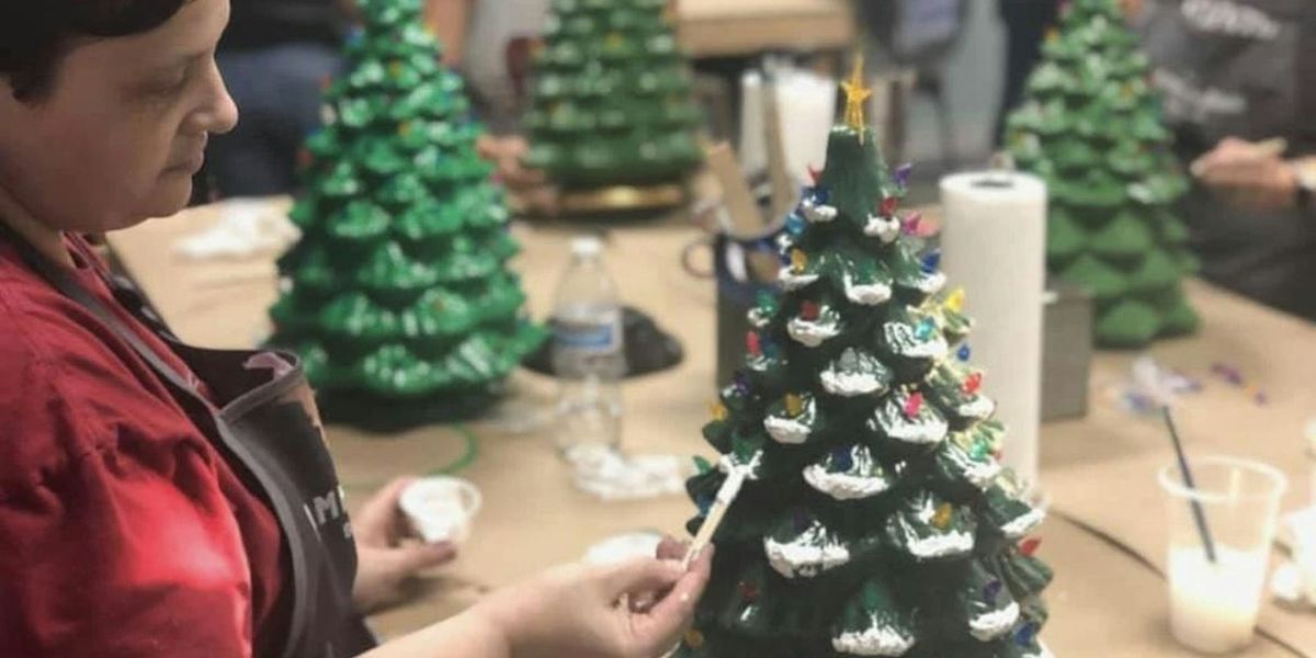 Ceramic Christmas Tree Lamp Painting