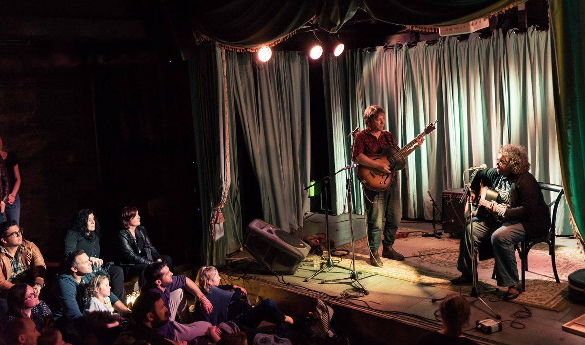 Kankawa Nagarra & Darren Hanlon at Bowraville Theatre