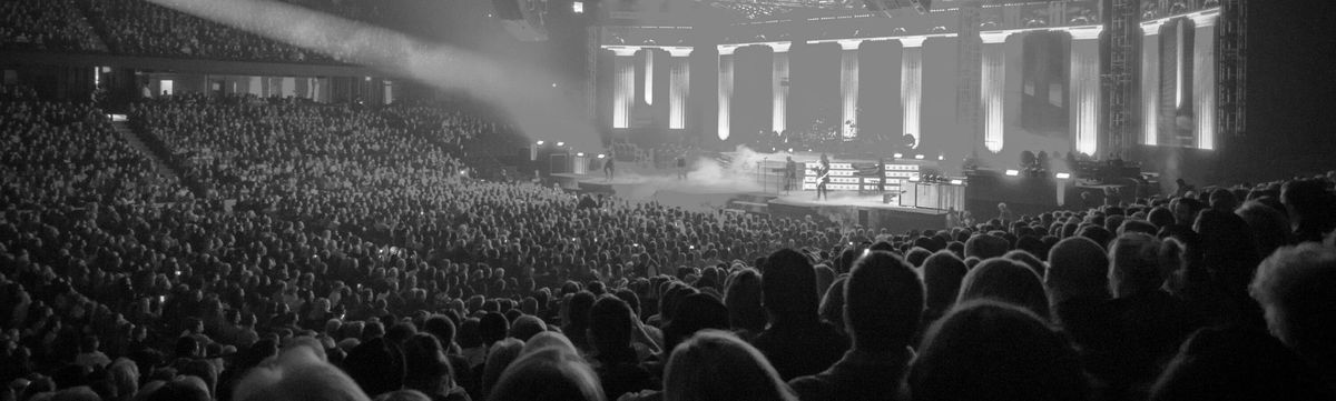 Billy Strings - Friday at Allstate Arena