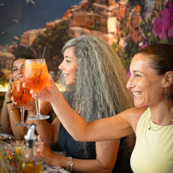 Terrazza Aperol Revival: Buffet Libre y Spritz Aperol sin verg\u00fcenza