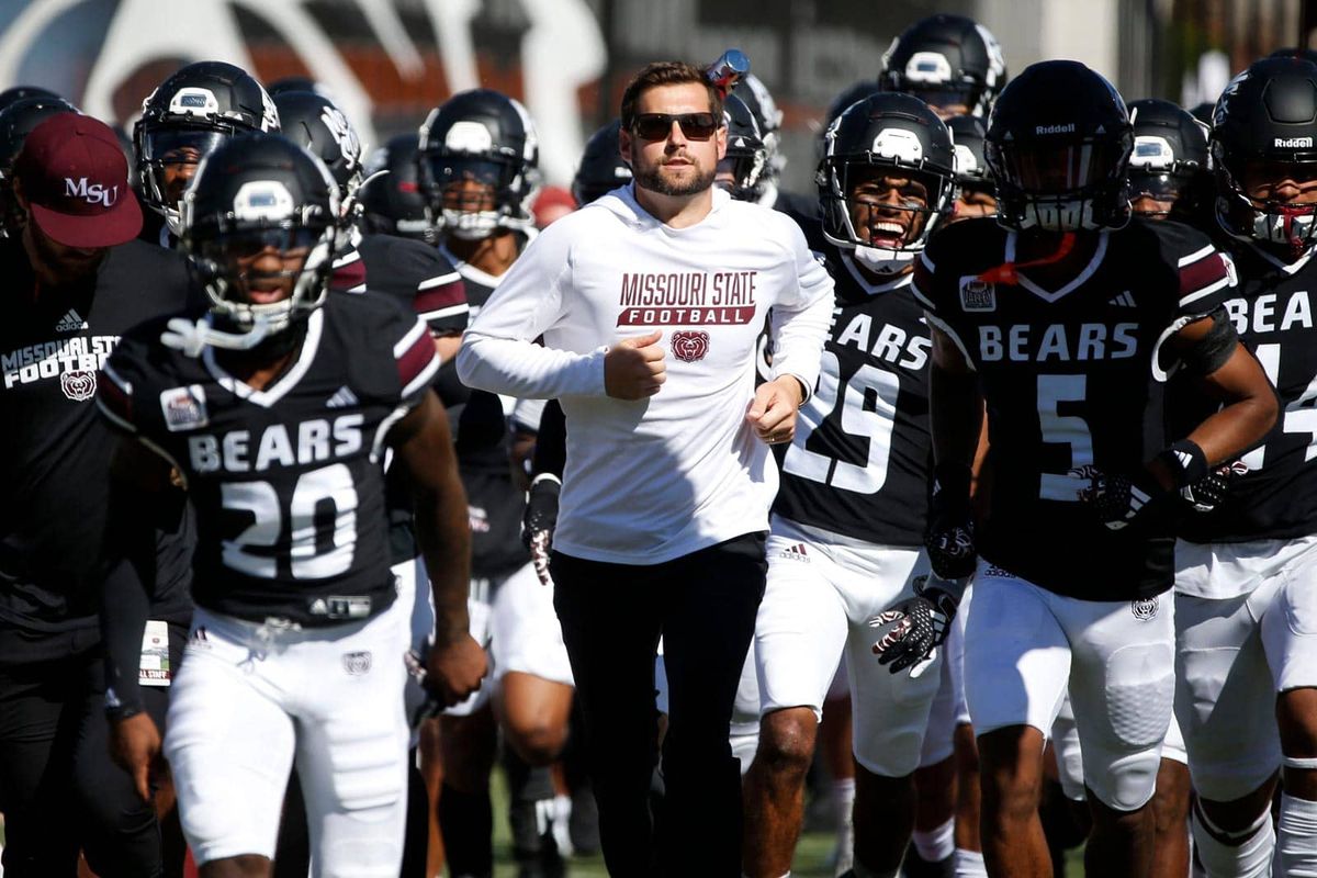 Western Kentucky Hilltoppers vs. Missouri State Bears