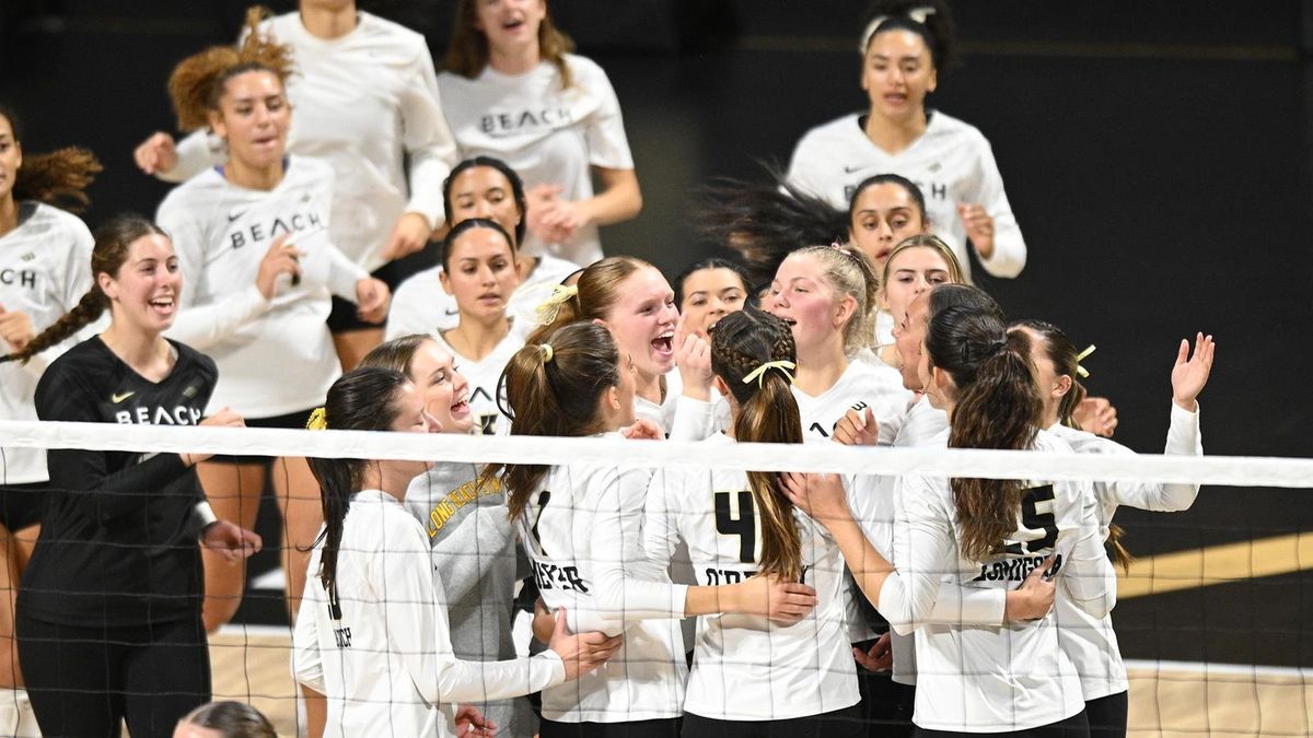 UC San Diego Tritons at Long Beach State Womens Volleyball