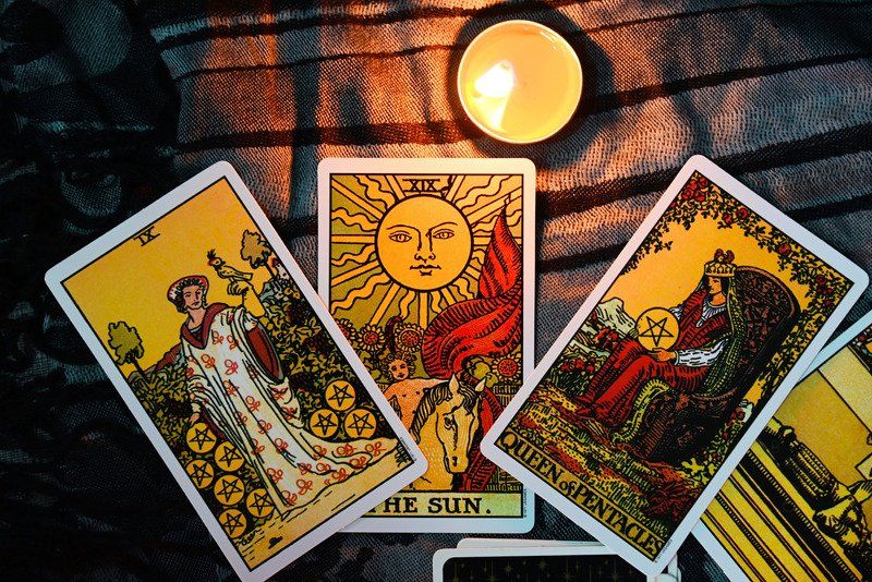 New Year Manifestation + Tarot reading Event