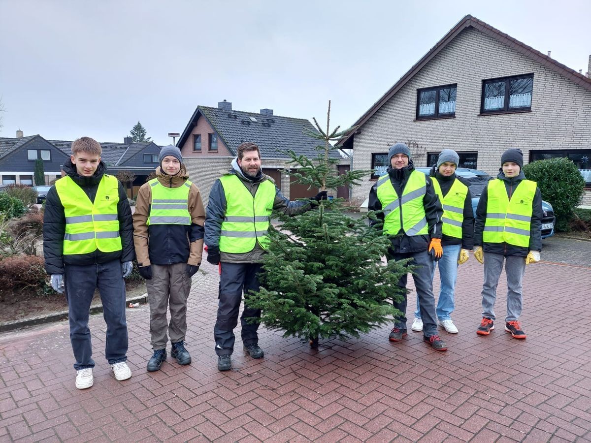 Tannenbaumsammelaktion in Achmer