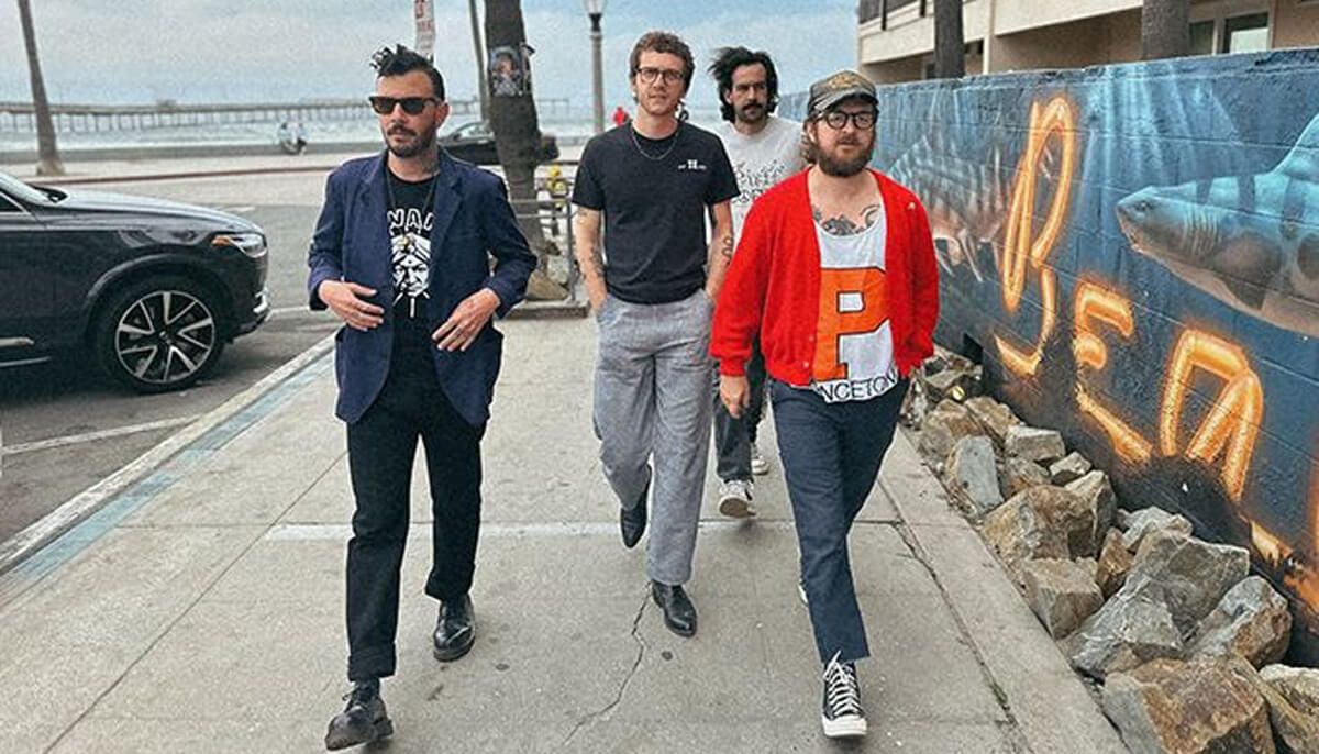 Parking The Click Five with Buddha Trixie