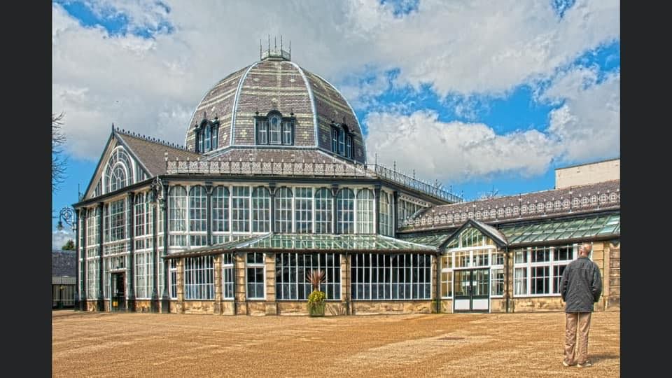 Buxton Pavilion Gardens \u2018Antiques in the Octagon\u2019