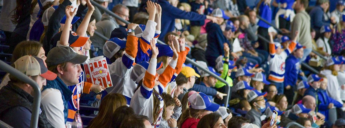 Bridgeport Islanders at Wilkes-Barre Scranton Penguins at Mohegan Sun Arena at Casey Plaza