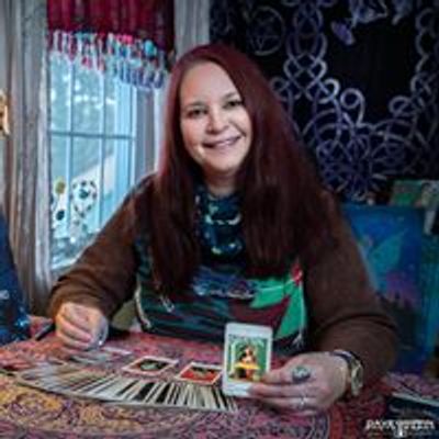 Tracy Farquhar, Psychic Medium