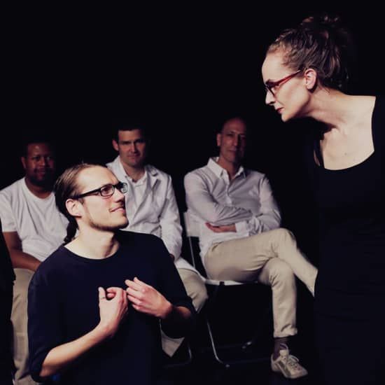 Mad Improv: Teatro improvisado en ingl\u00e9s