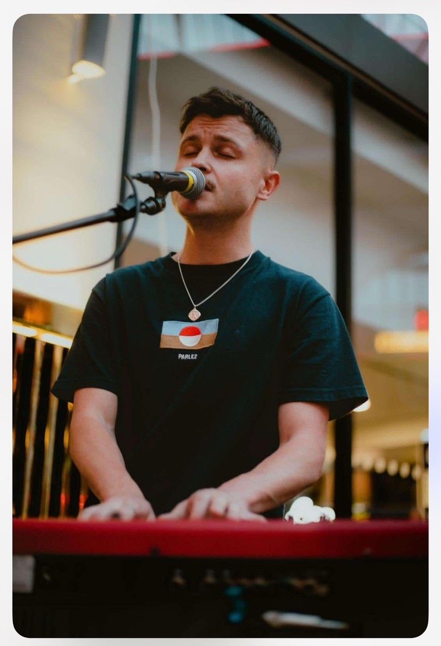 Jack Buckley - Pianist & Singer