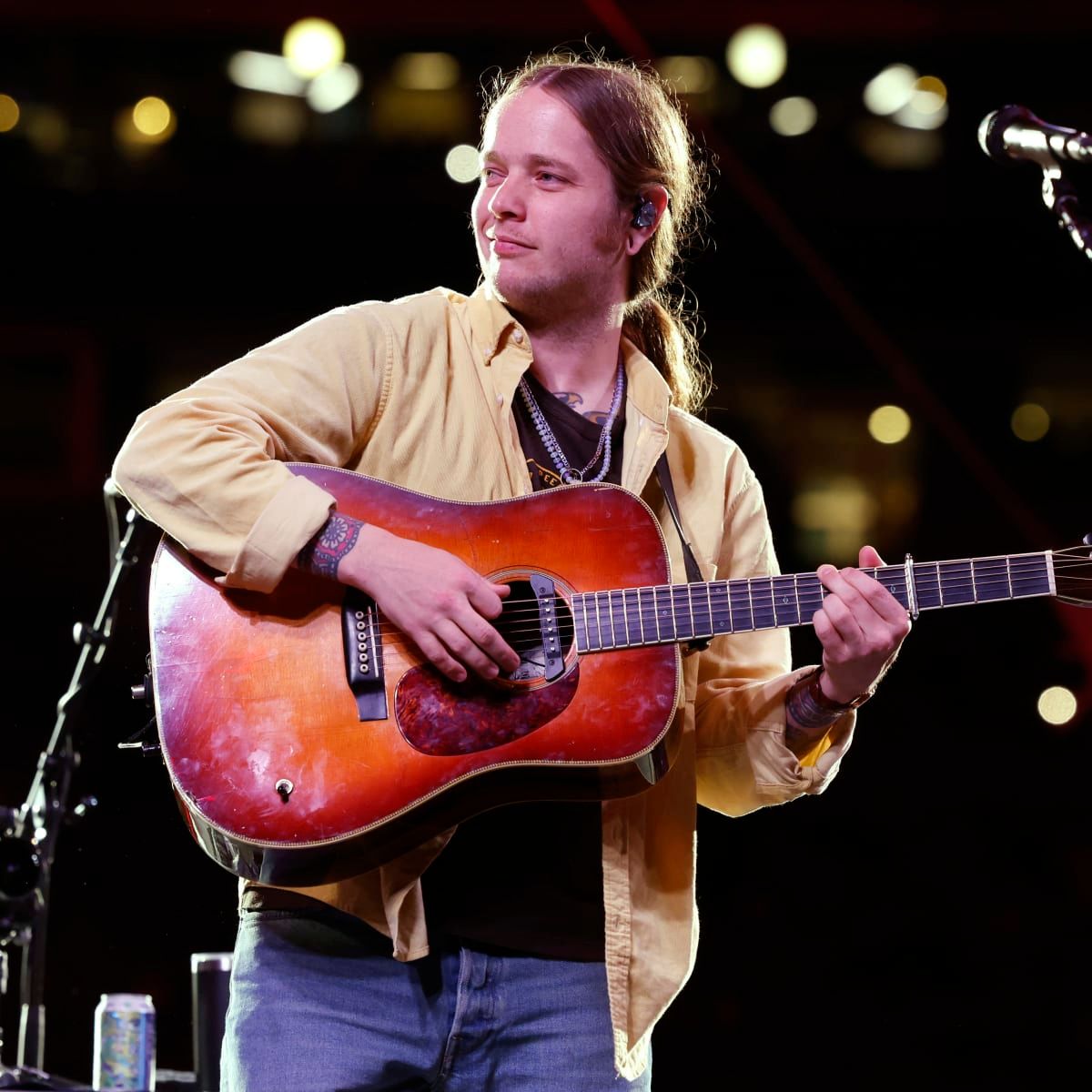 Billy Strings - Saturday at Enmarket Arena