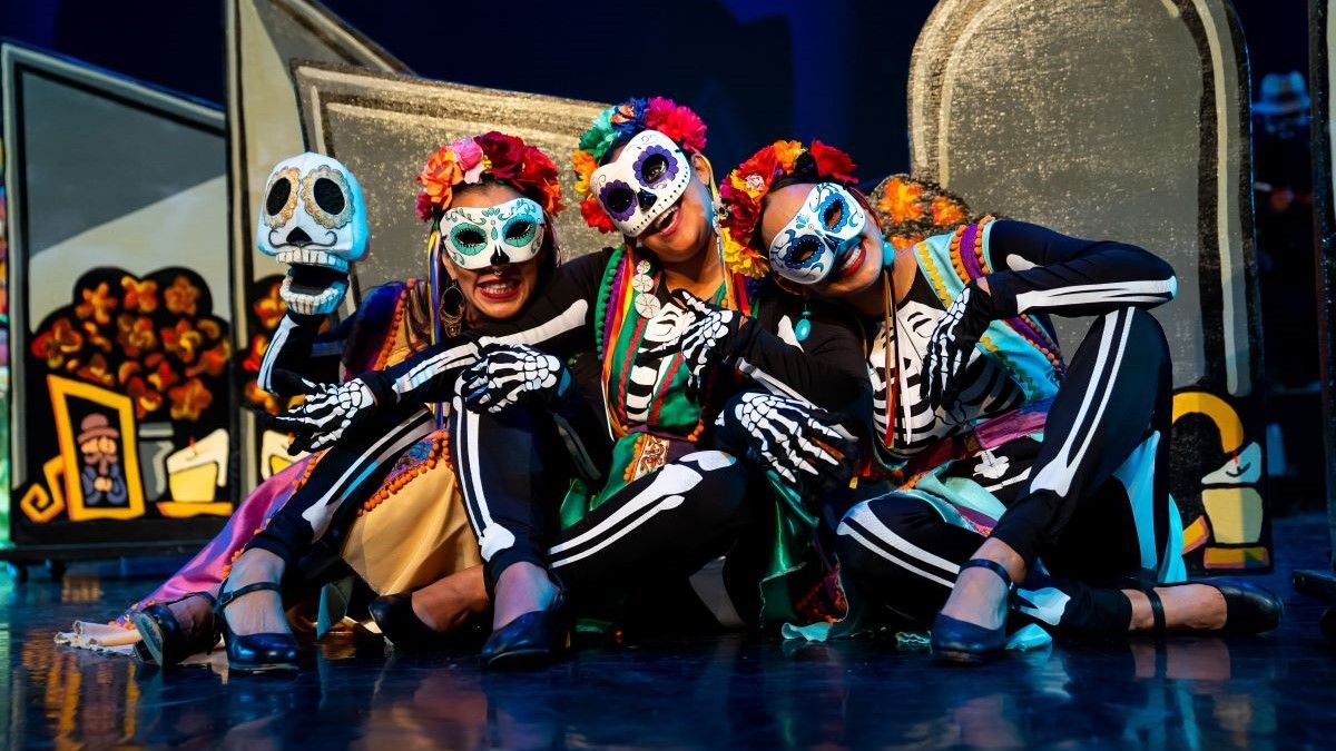 Sugar Skull! A D\u00eda de Muertos Musical Adventure 