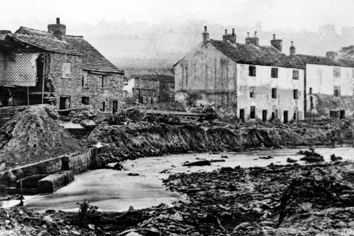 The Great Sheffield Flood Tour of Sheffield General Cemetery