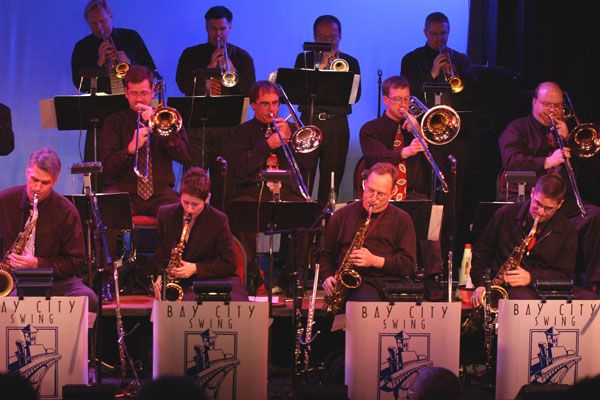 Bay City Swing at PetSkull Brewing Company