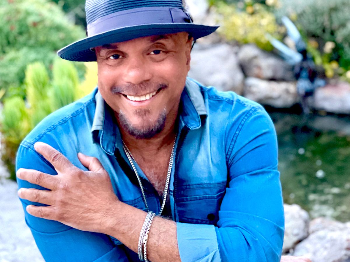 Howard Hewett at City Winery - Chicago