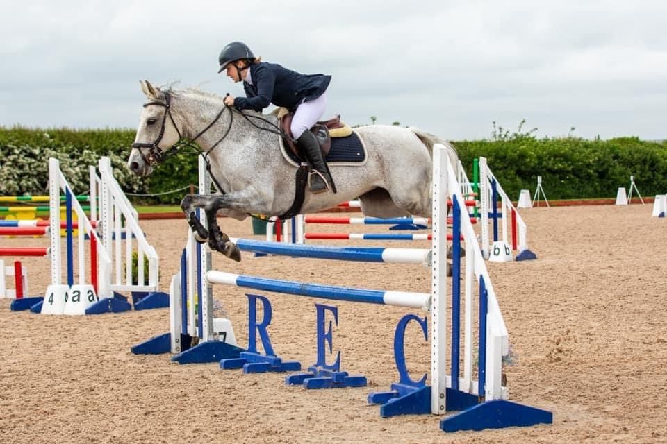 BS Cat 1 Showjumping - Outdoor - Open to non BS members on a ticket 