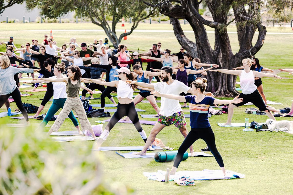 Free Beachside Yoga