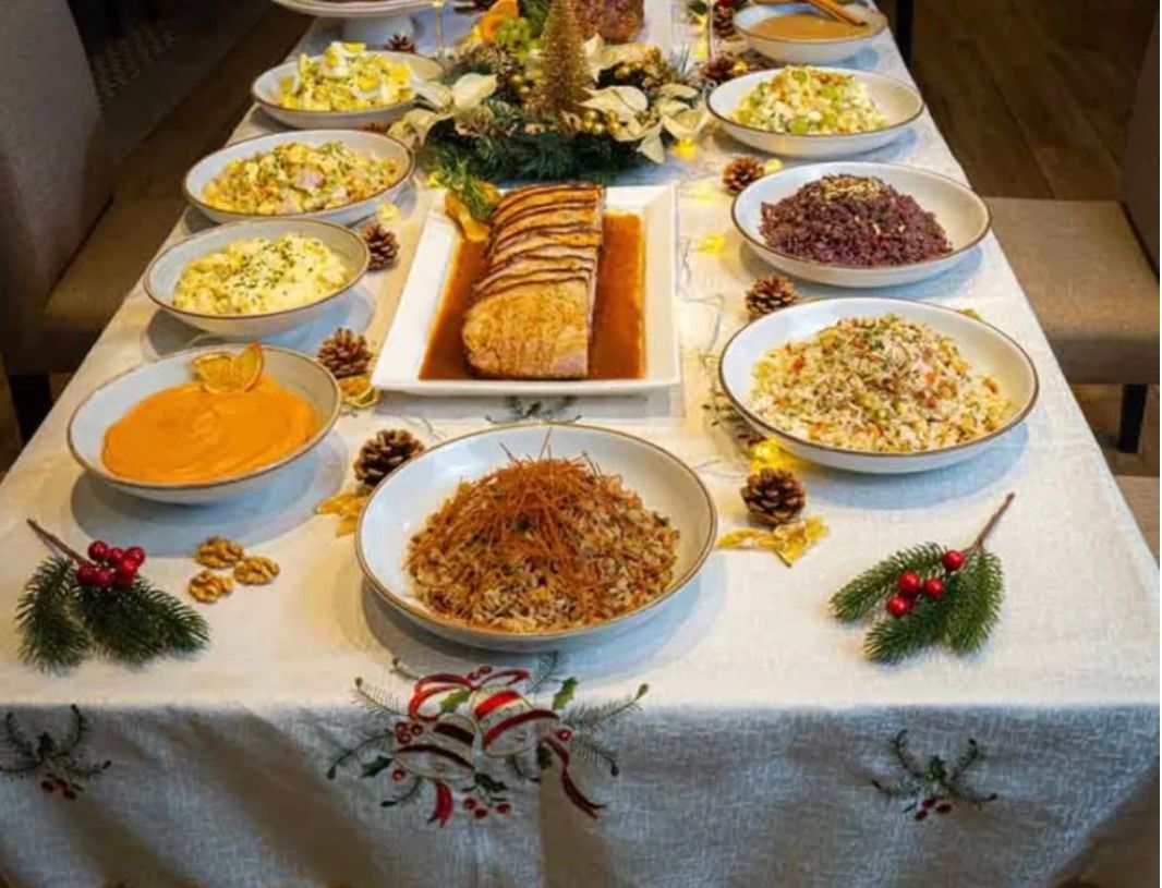 Cena de Navidad Latina 2024