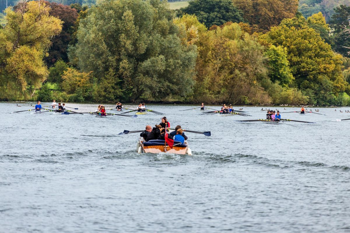 HIKE 17km Henley on Thames (Royal Regatta home) and the Oxfordshire Way trail