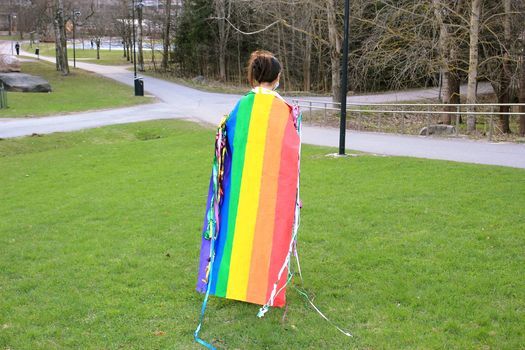Nuorten Pride: Maunulan sateenkaarikeidas - Support your local young queers!