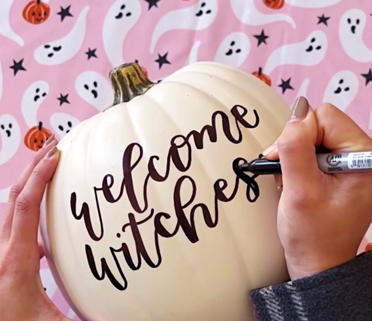 Modern Calligraphy & Pumpkin Lettering for Beginners