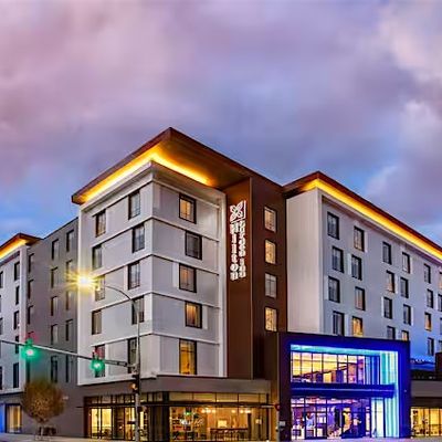 Hilton Garden Inn Redmond