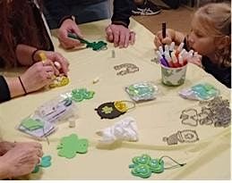 Shamrock Club November General Meeting and Christmas decorations