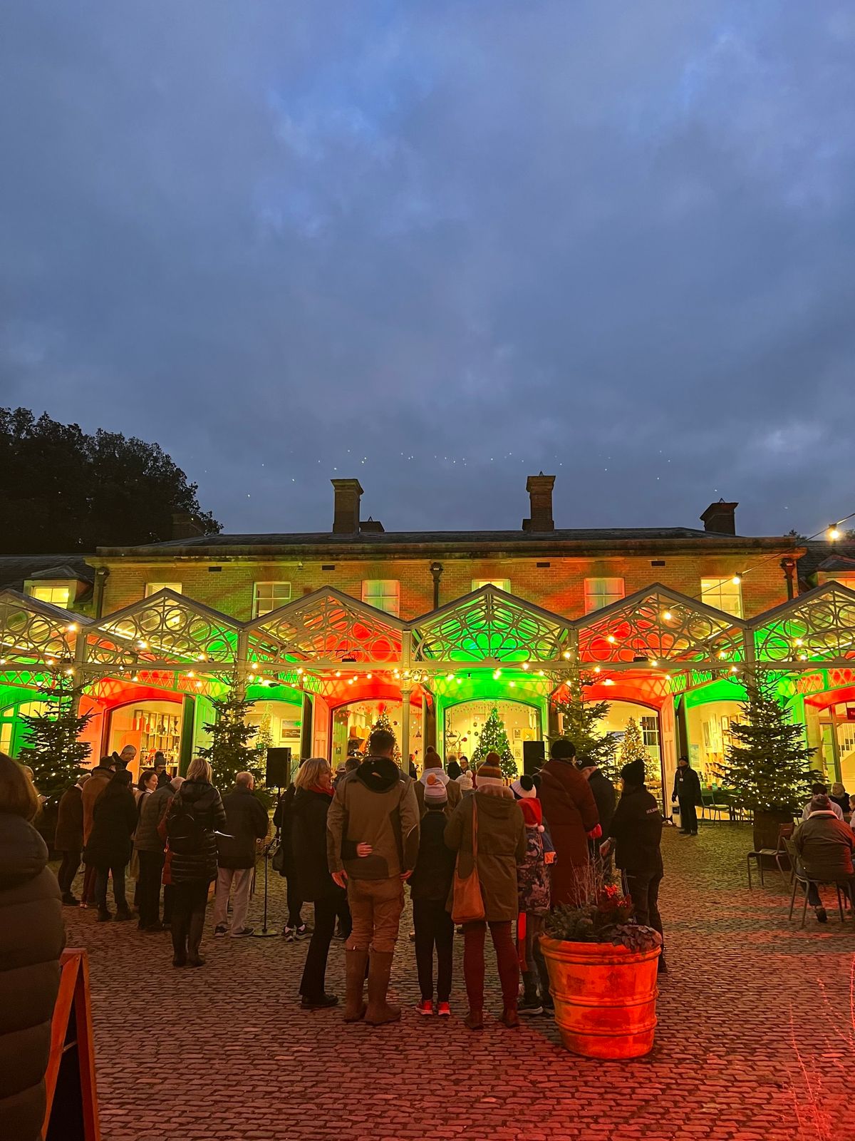 Carols in the Courtyard 