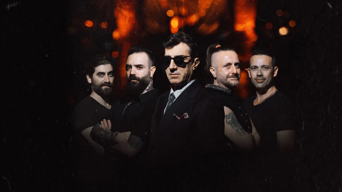 Ayna in \u0130stanbul