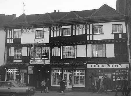 The Red Lion Colchester Ghost Hunt with Haunting Nights