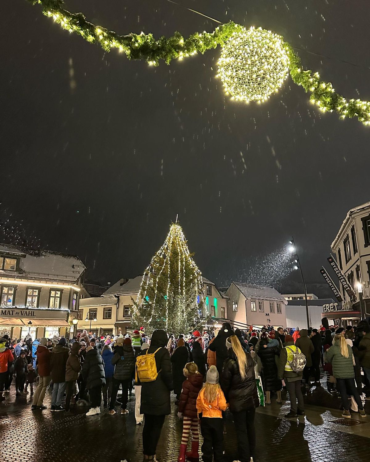 Julegrantenning Harstad sentrum 