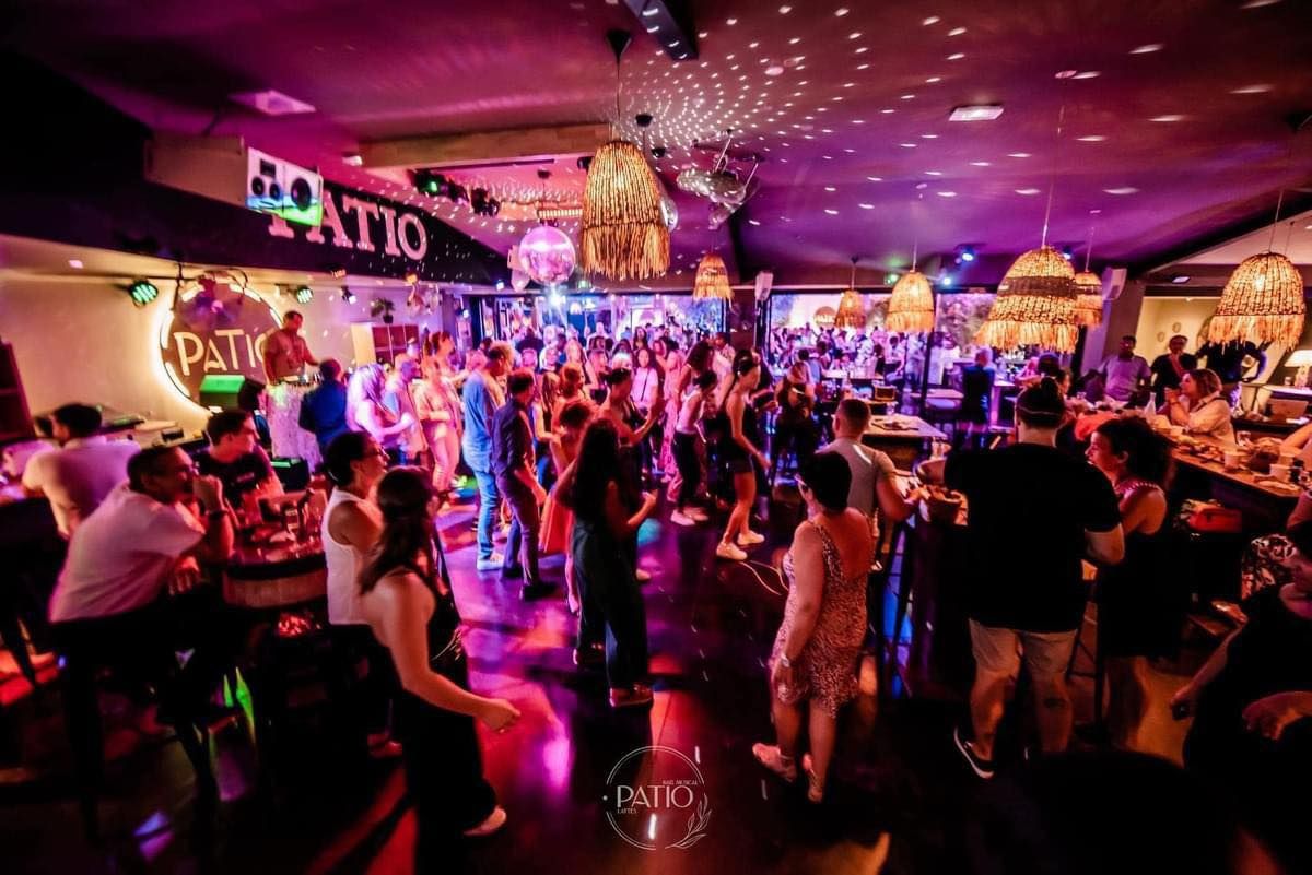 OLD SCHOOL PARTY, Le Patio Lattes - Funk-R'n'B-Pop-New Jack \/ Dj MASSEN