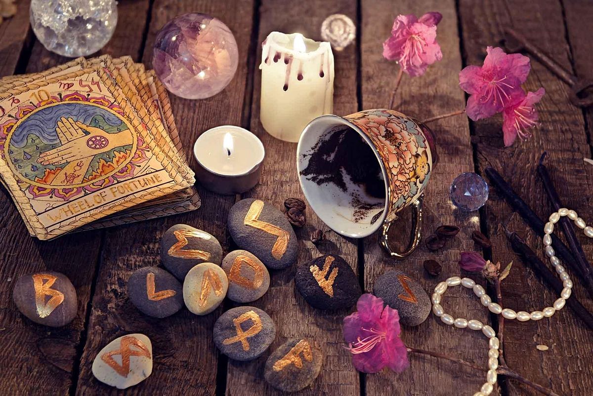 Divination Circle - Monthly