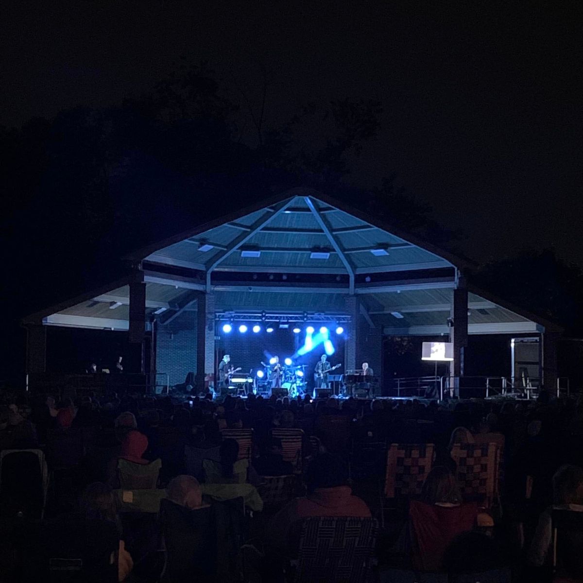 Concert in the Park at Mineola Amphitheater!