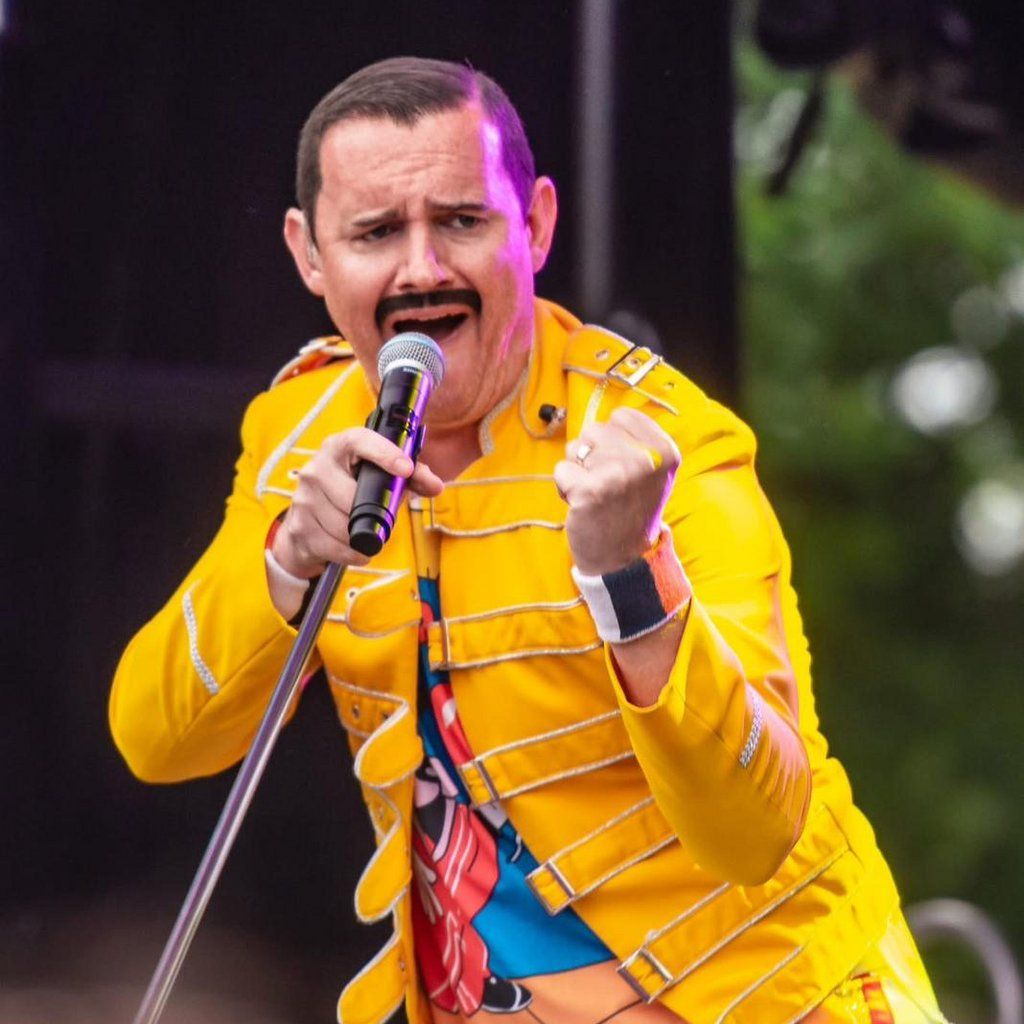 A Kinda Magic - Justin Gilbody Tribute to Freddie Mercury \/Queen