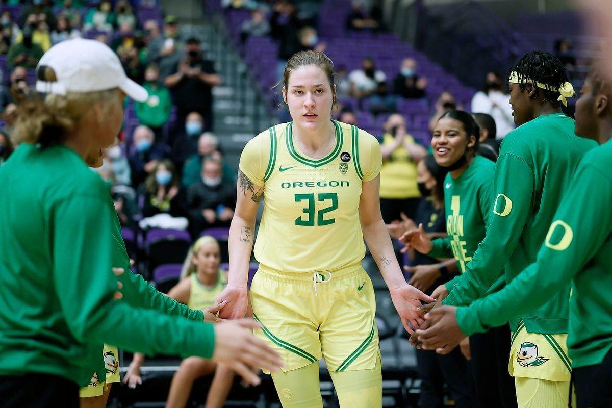 Oregon Ducks at Washington Huskies Womens Basketball