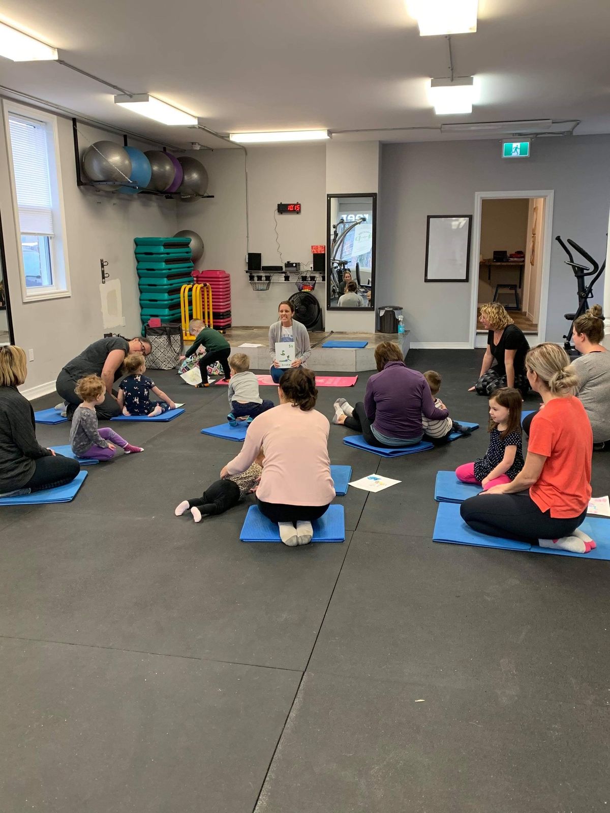 Parent \u2018n Tot Yoga