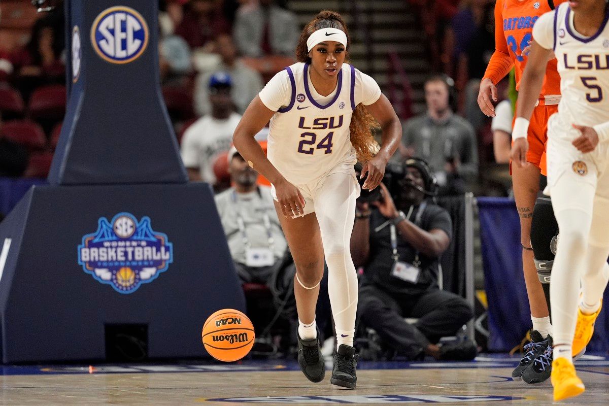 Florida Gators at LSU Tigers Womens Basketball at LSU Pete Maravich Assembly Center