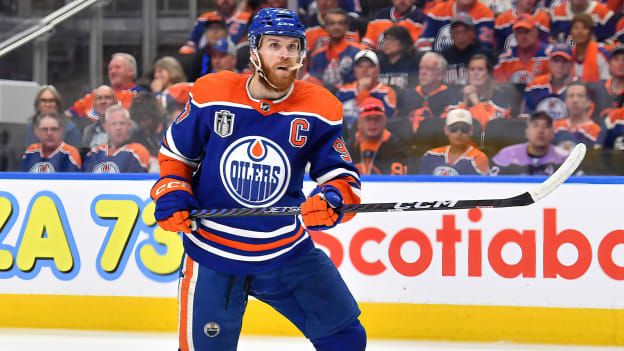 Edmonton Oilers vs. Chicago Blackhawks at Rogers Place