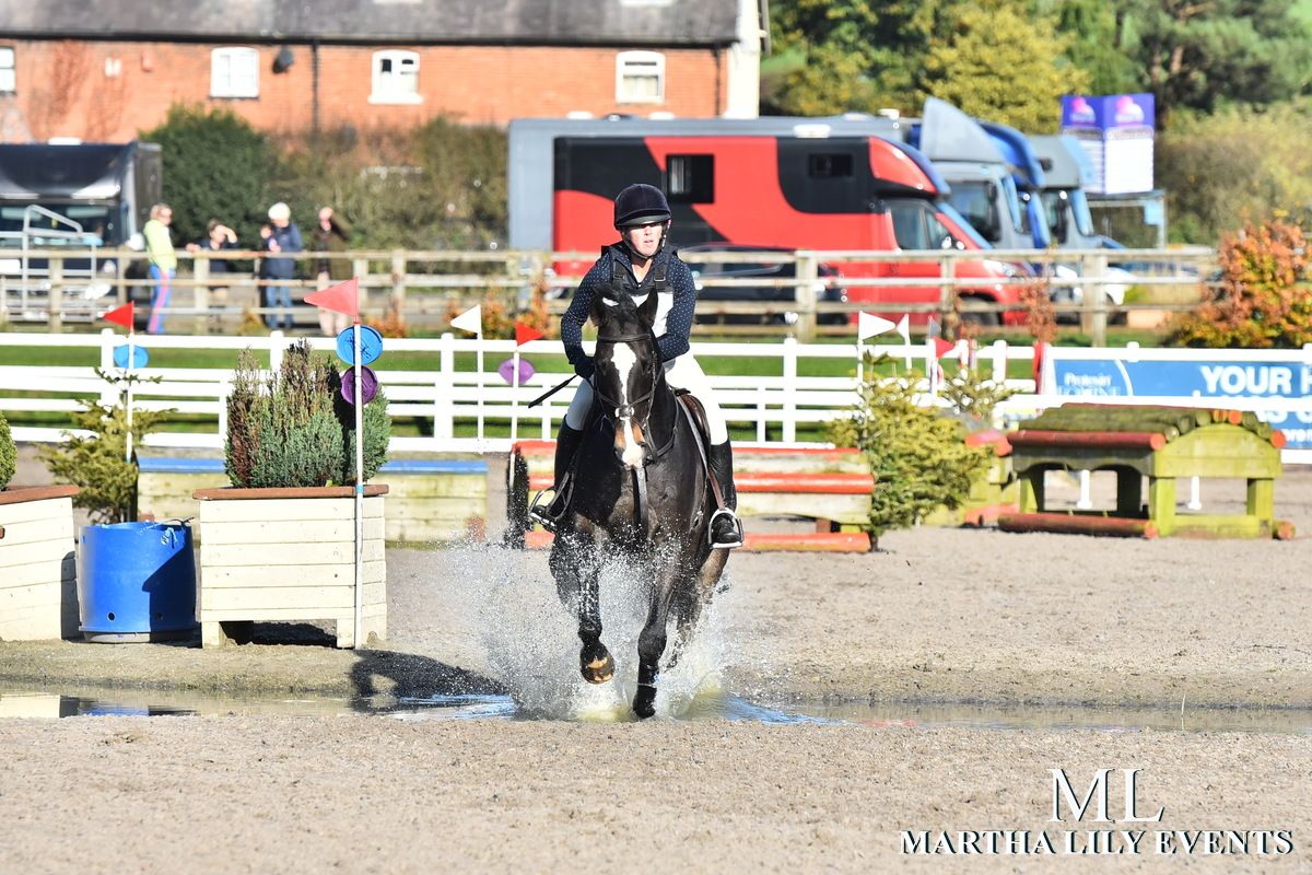 Arena Eventing Clinic in Big and Top School!